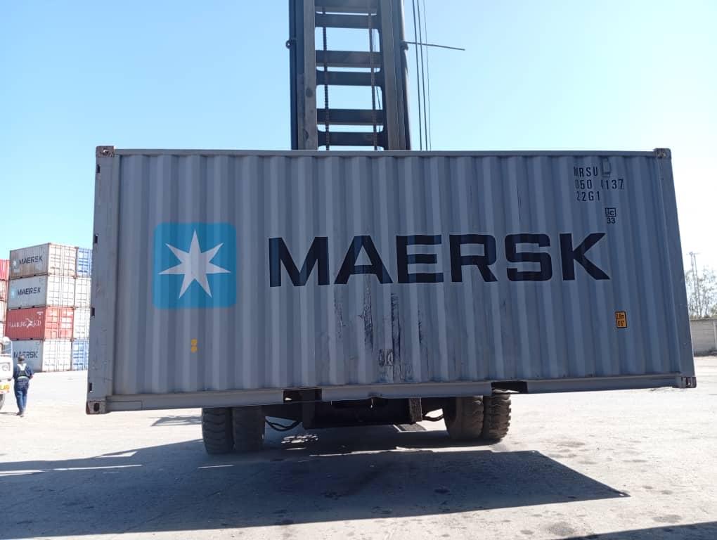 CARF MAERSK export container